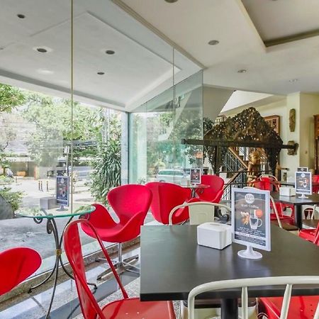 Reddoorz Plus Near Monumen Nasional Jakarta Eksteriør billede