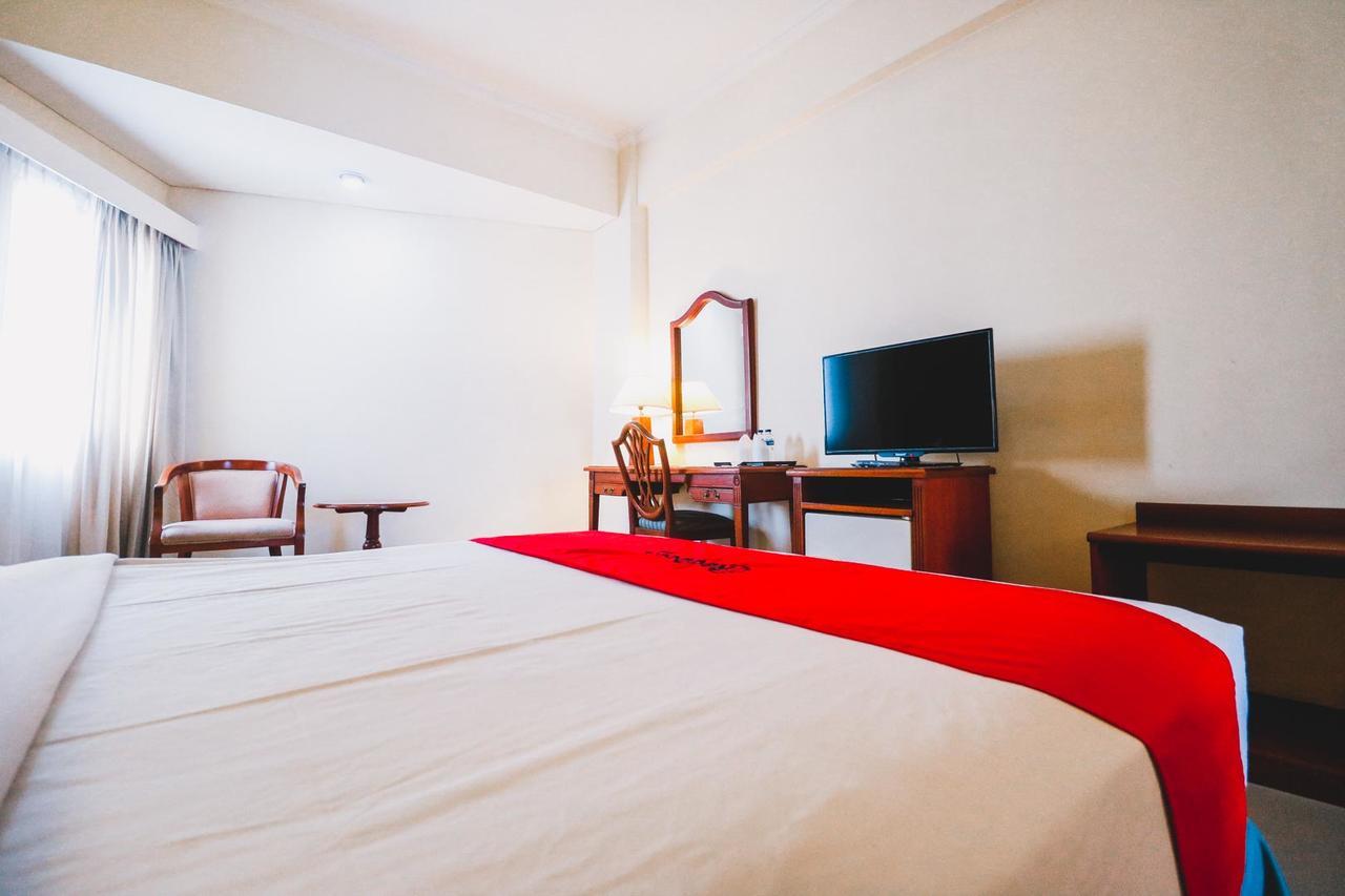 Reddoorz Plus Near Monumen Nasional Jakarta Eksteriør billede