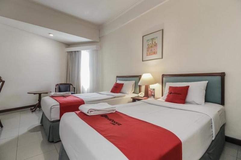Reddoorz Plus Near Monumen Nasional Jakarta Eksteriør billede
